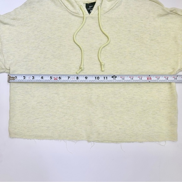 Nike Dri-FIT Pale Yellow & Grey Heathered Cropped Hoodie XS Lightweight Pullover - Picture 8 of 9